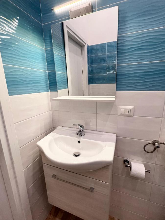 Airport Luxury Rooms Neapel Exterior foto
